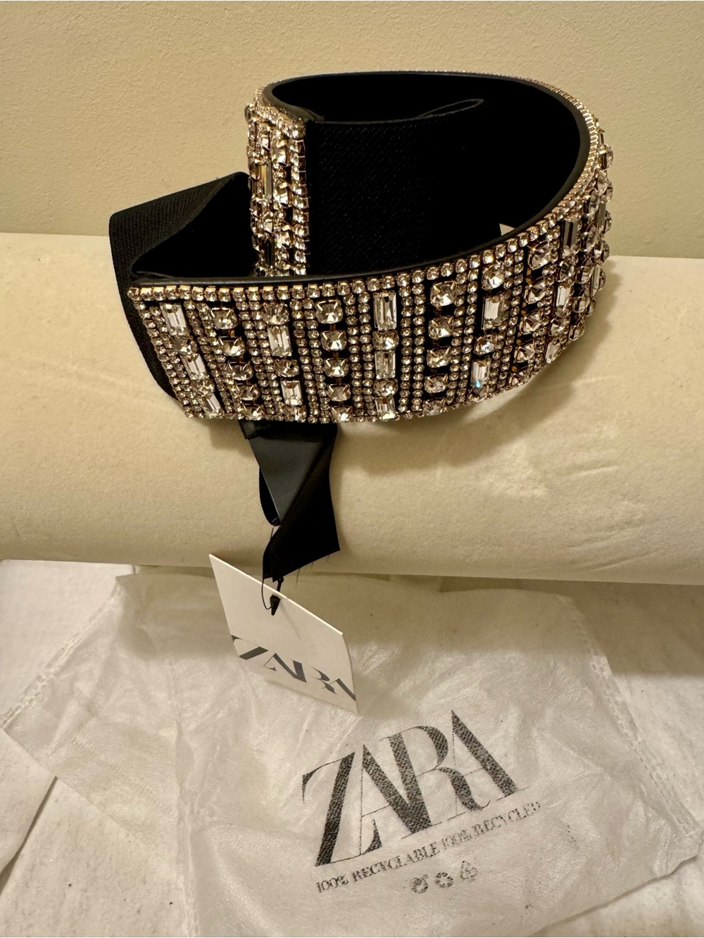 NWT Zara Rhinestone Jeweled Elastic Waist Belt Size 80 / 30 Includes Dust Bag